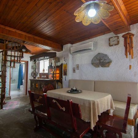 Traditional Village House Méson Yerakaríon Extérieur photo