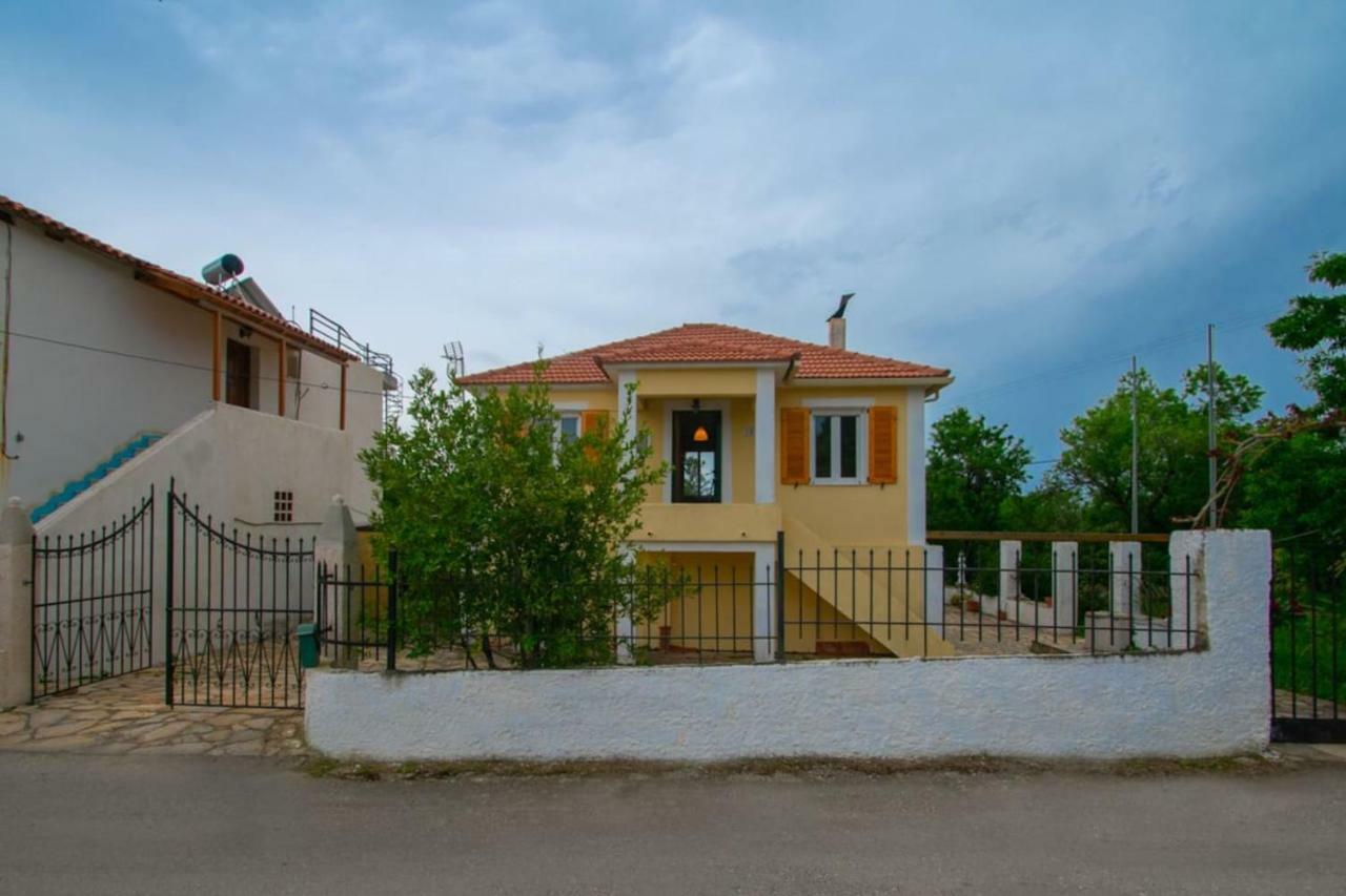 Traditional Village House Méson Yerakaríon Extérieur photo