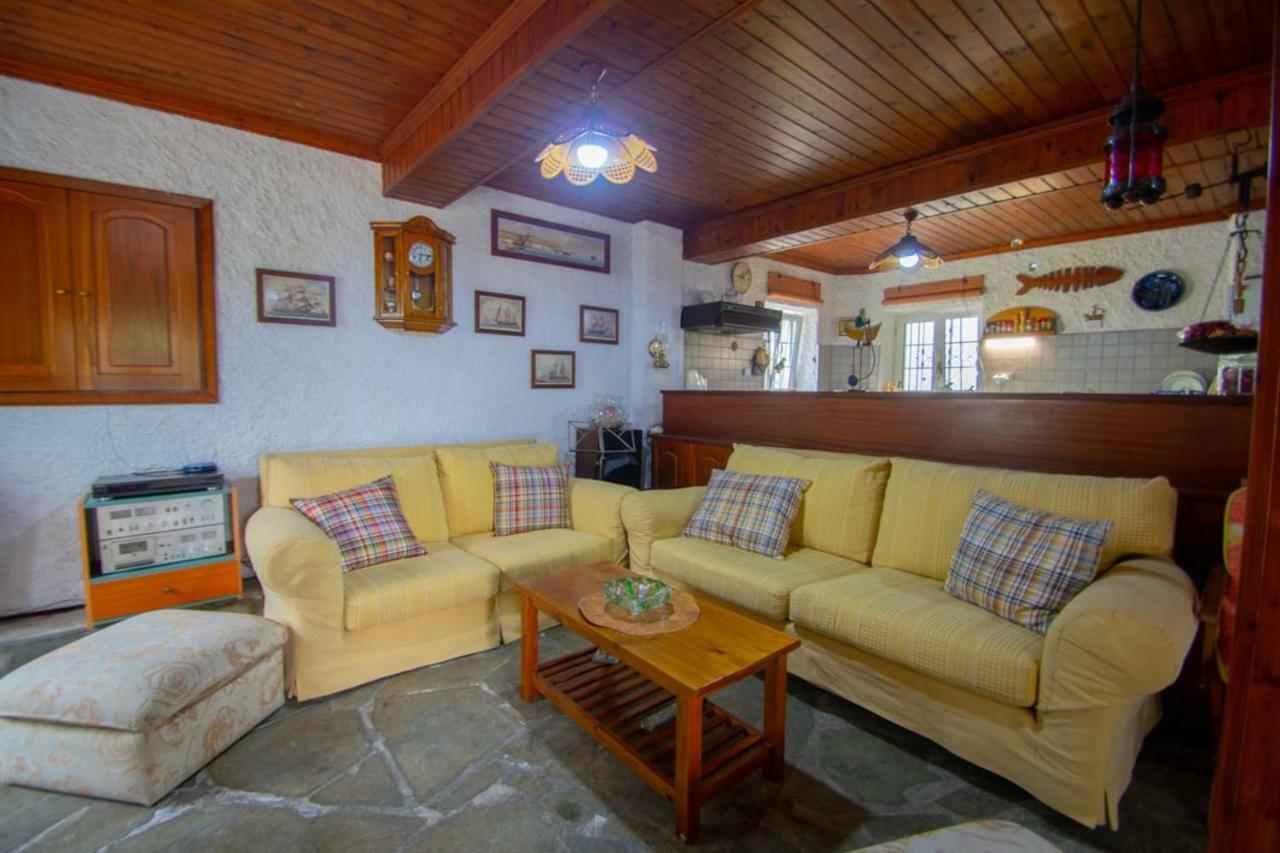 Traditional Village House Méson Yerakaríon Extérieur photo